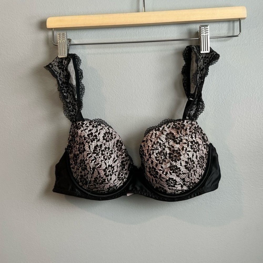 Victoria’s Secret Dream Angels Lined Demi Bra – Black & Nude Lace
